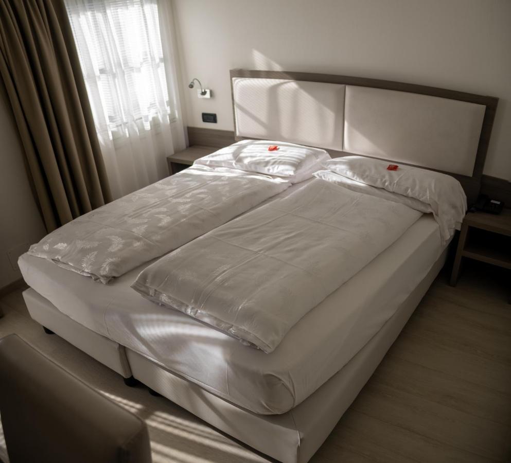 Hotel Garni Villa Fontana Тренто Екстериор снимка