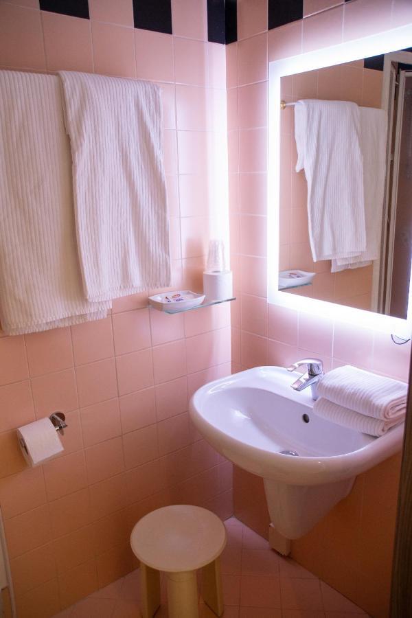 Hotel Garni Villa Fontana Тренто Екстериор снимка