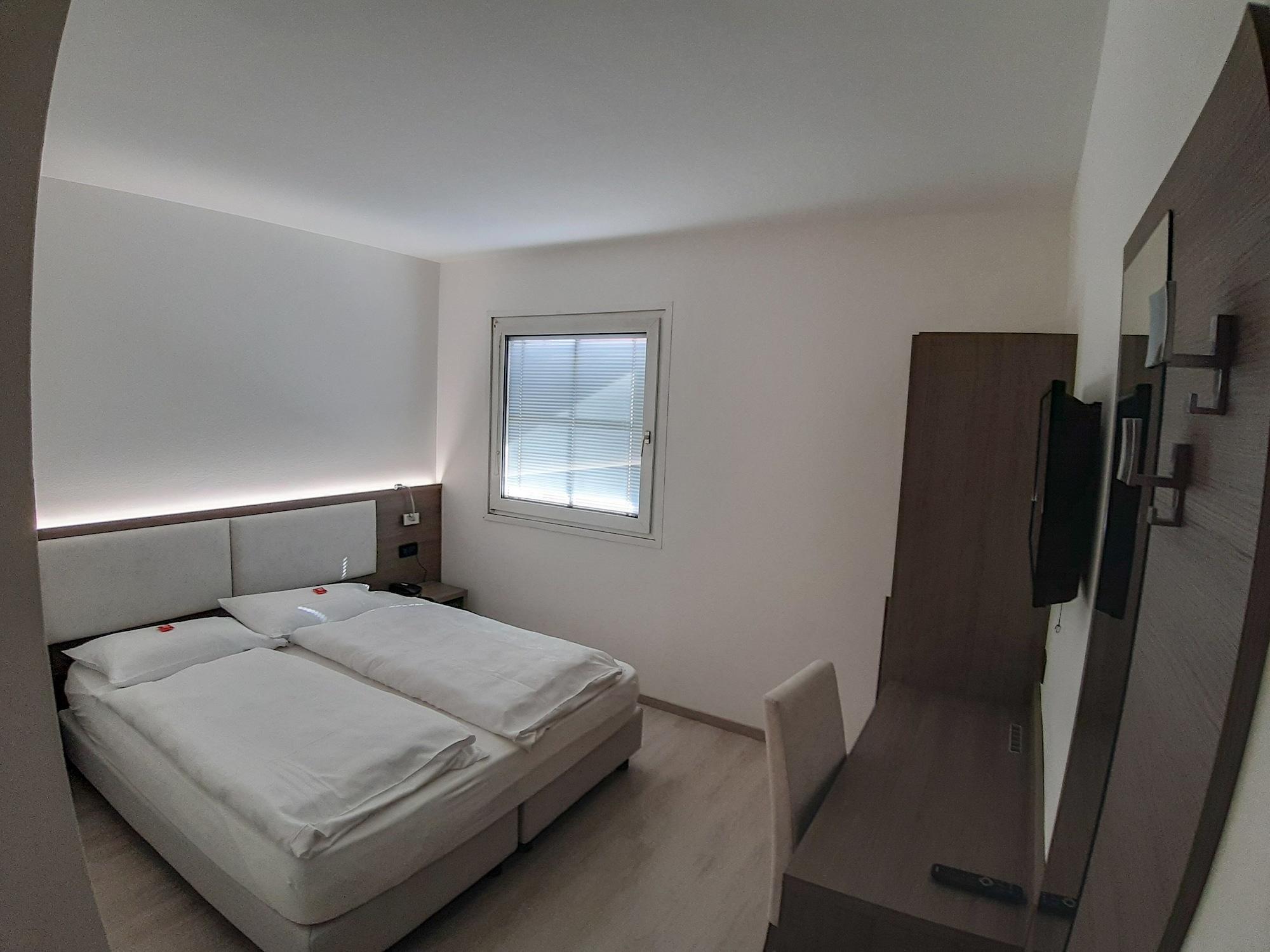Hotel Garni Villa Fontana Тренто Екстериор снимка
