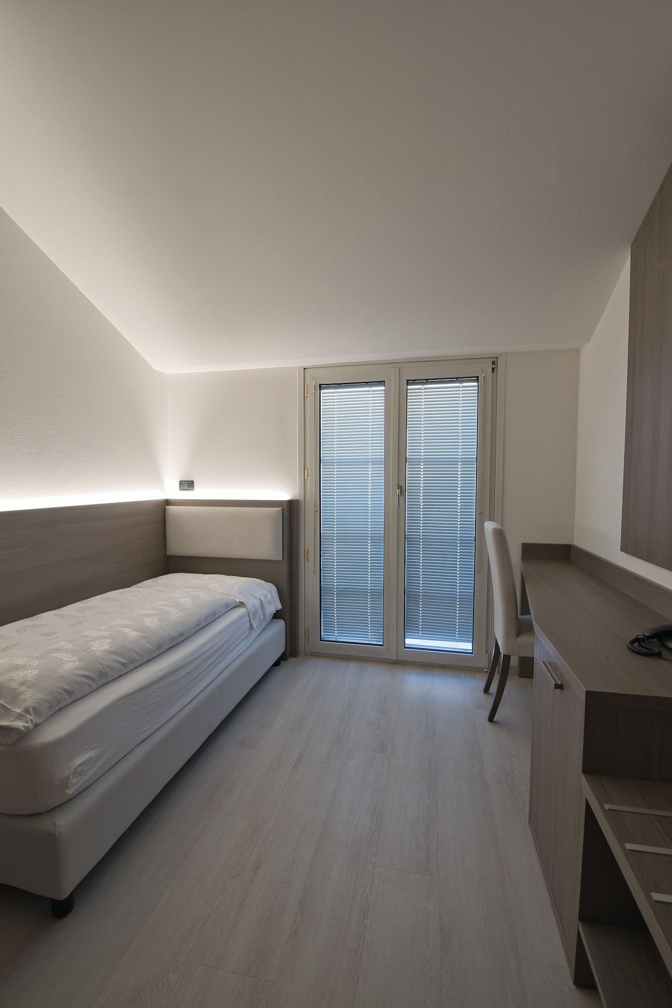 Hotel Garni Villa Fontana Тренто Екстериор снимка