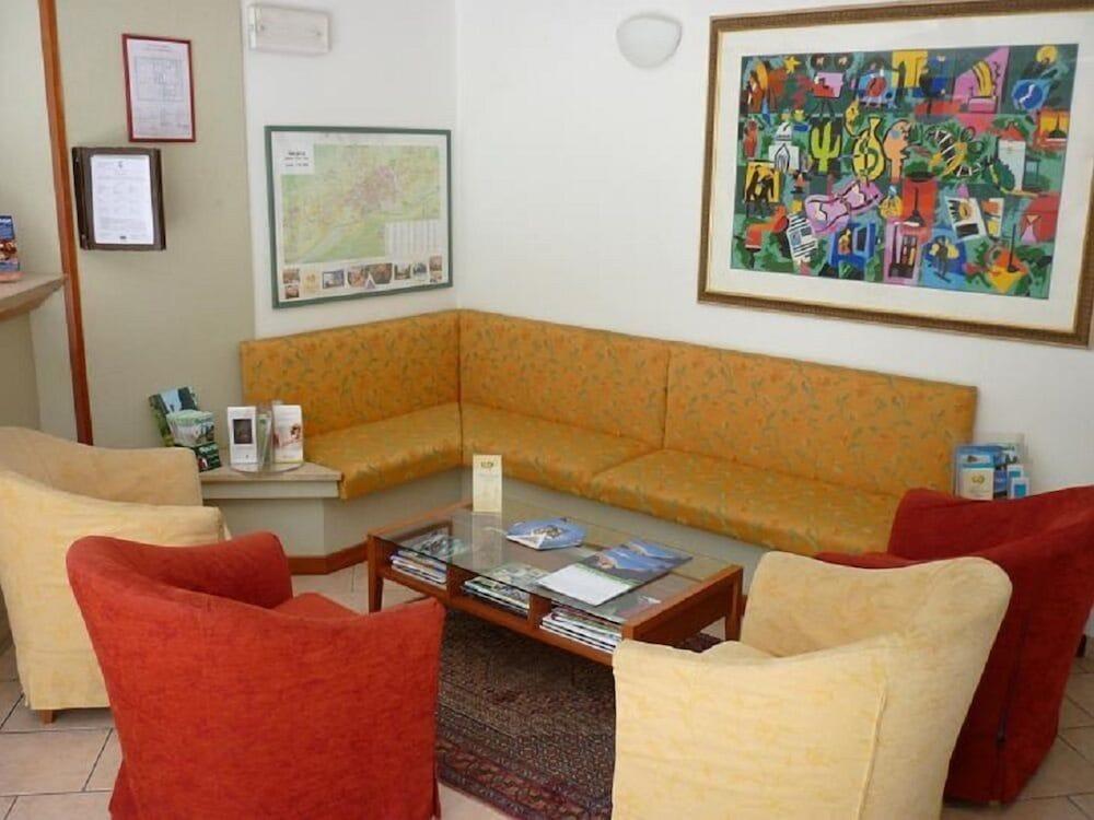 Hotel Garni Villa Fontana Тренто Екстериор снимка