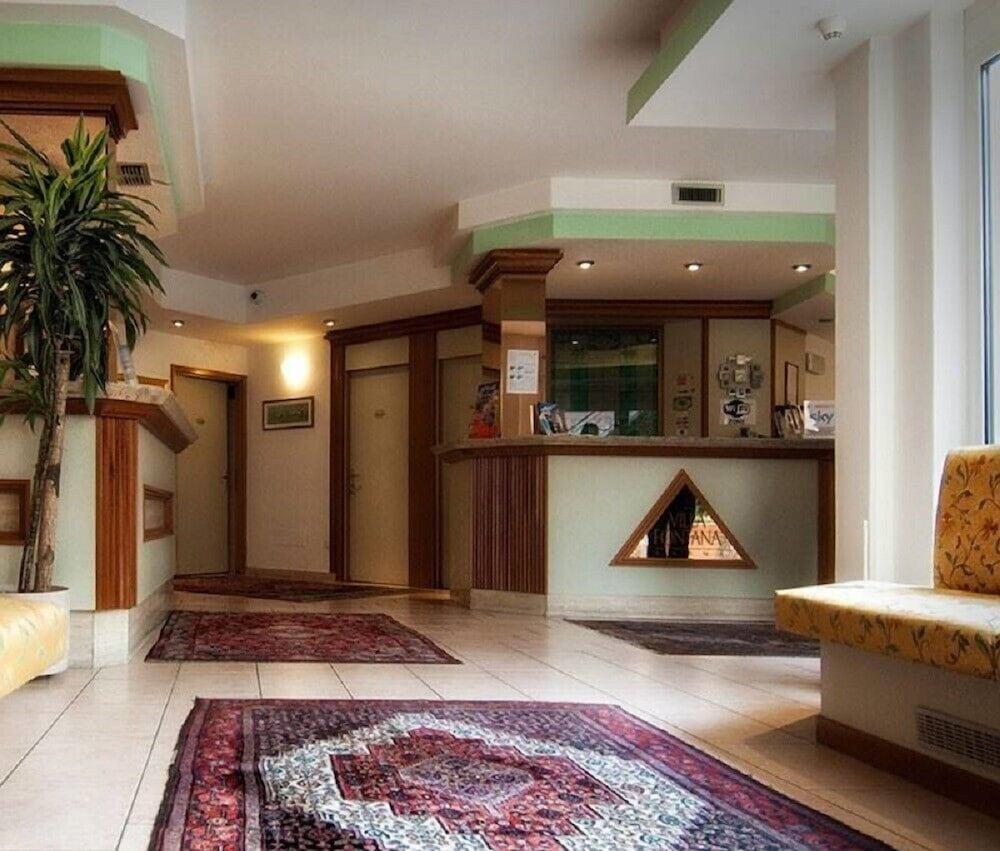 Hotel Garni Villa Fontana Тренто Екстериор снимка