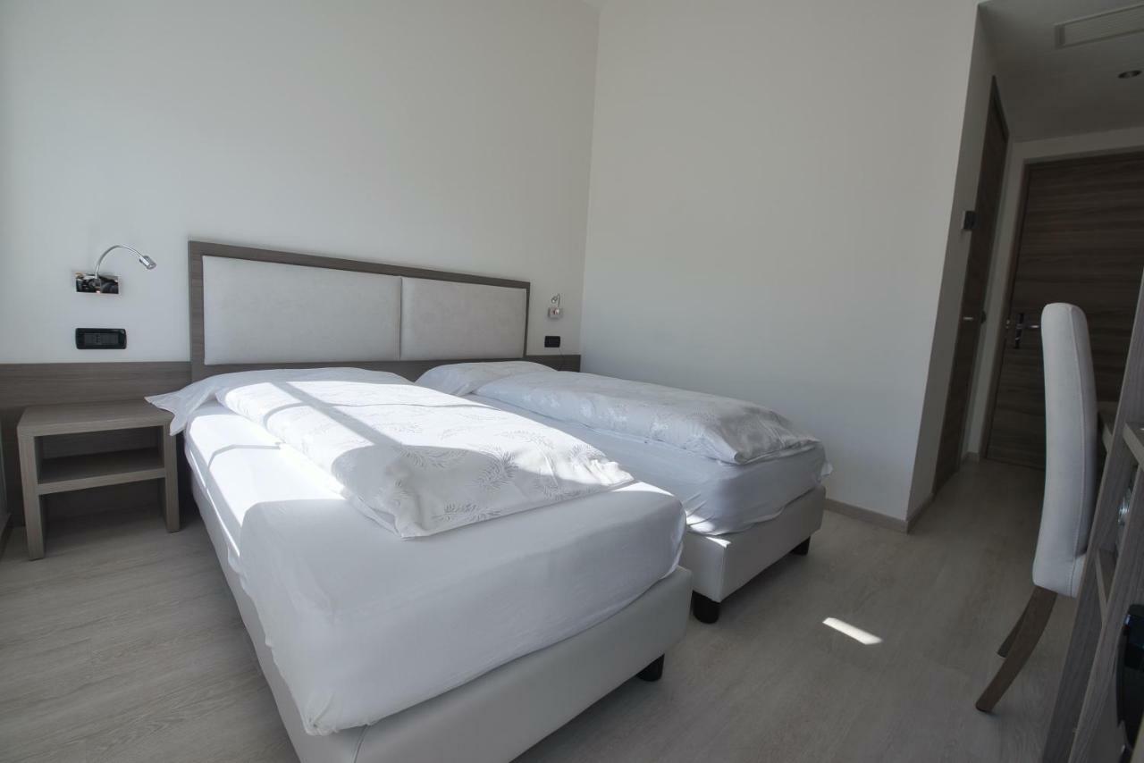Hotel Garni Villa Fontana Тренто Екстериор снимка